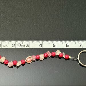 ❤️Handmade Red Beaded Keychain — Heart Accent-NWOT ❤️🔖